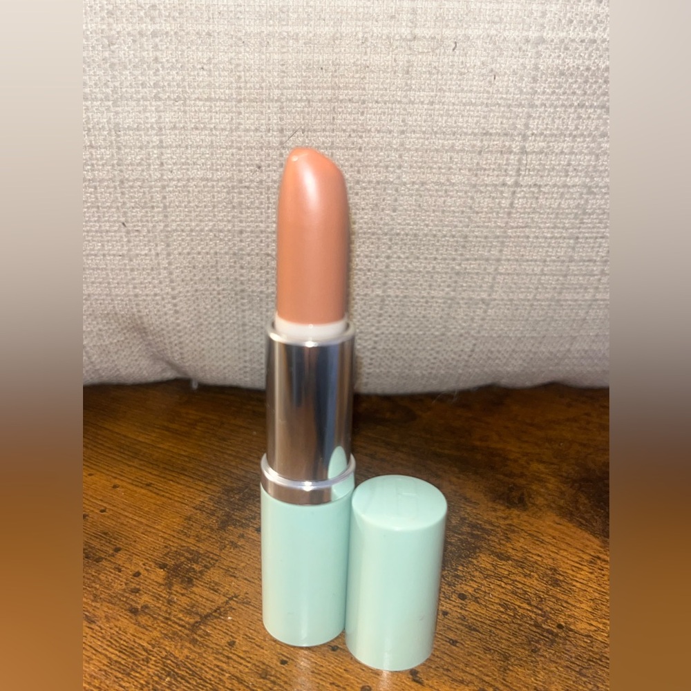 Clinique vintage different lipstick shade Tender Heart
